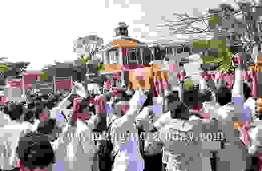 Protest outside Yenepoya Hospital opposing assault on doctor accused of sexual abuse